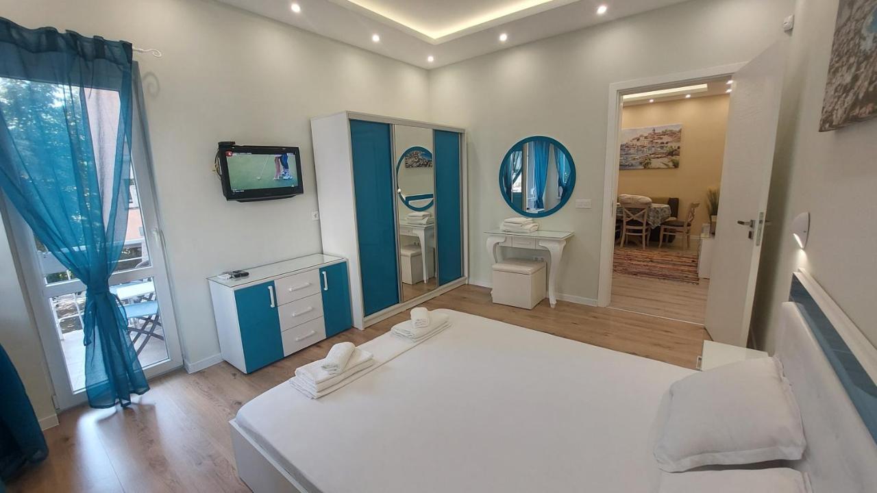וארנה Апартамент Pink & Blue - 2Bdr With Balcony - Wi-Fi מראה חיצוני תמונה