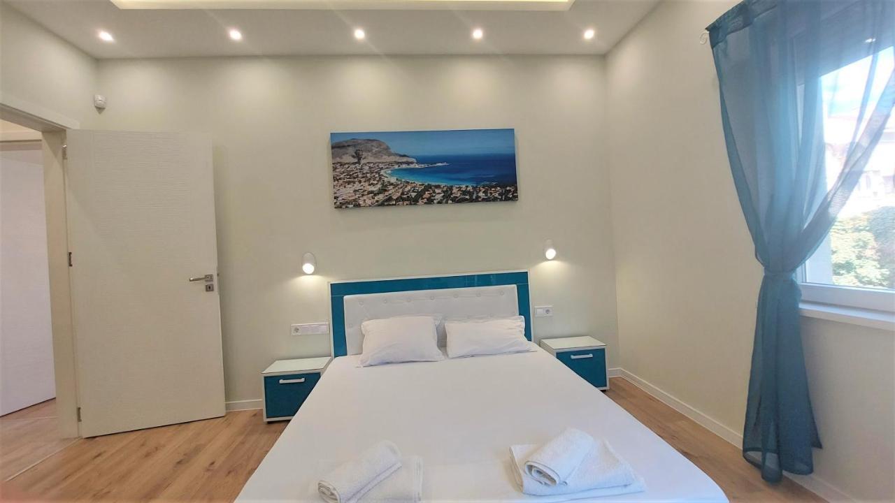 וארנה Апартамент Pink & Blue - 2Bdr With Balcony - Wi-Fi מראה חיצוני תמונה